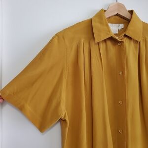 Vintage Large Como Seta 100% Silk Button Collar Tee Blouse Mustard Yellow Flowy